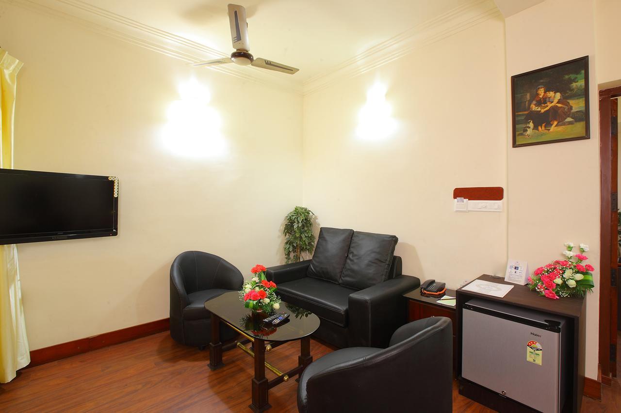 Trichur Towers Thrissur Ngoại thất bức ảnh