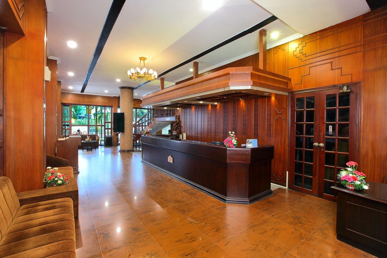 Trichur Towers Thrissur Ngoại thất bức ảnh