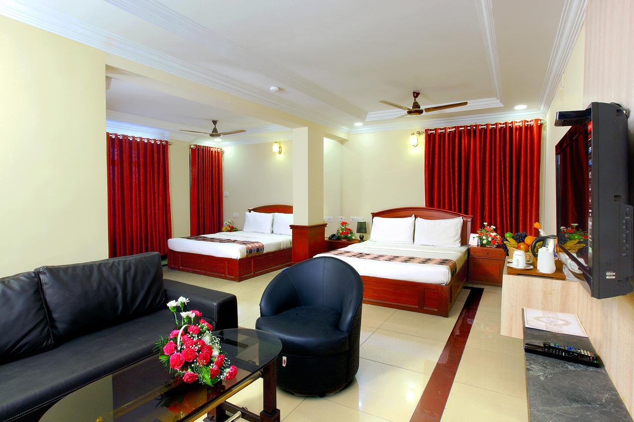 Trichur Towers Thrissur Ngoại thất bức ảnh