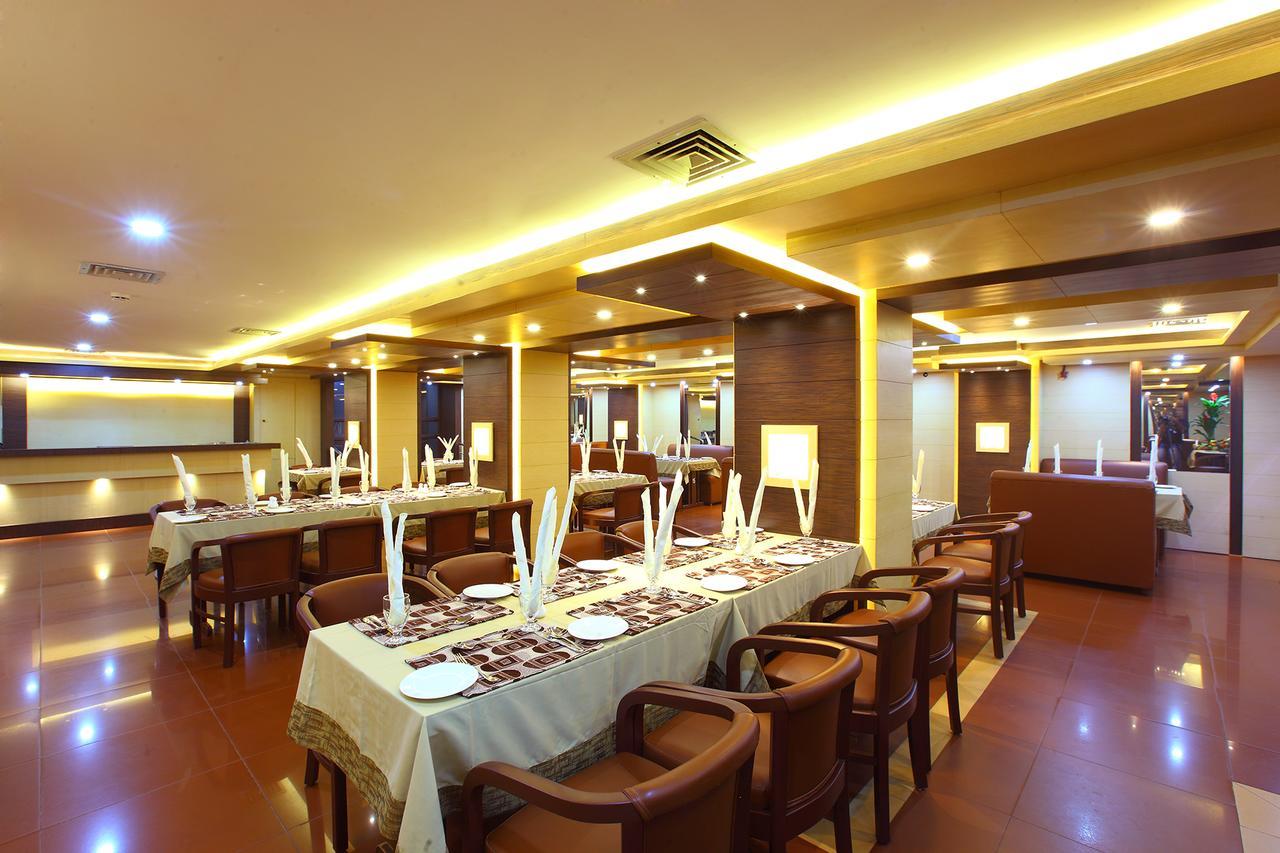 Trichur Towers Thrissur Ngoại thất bức ảnh
