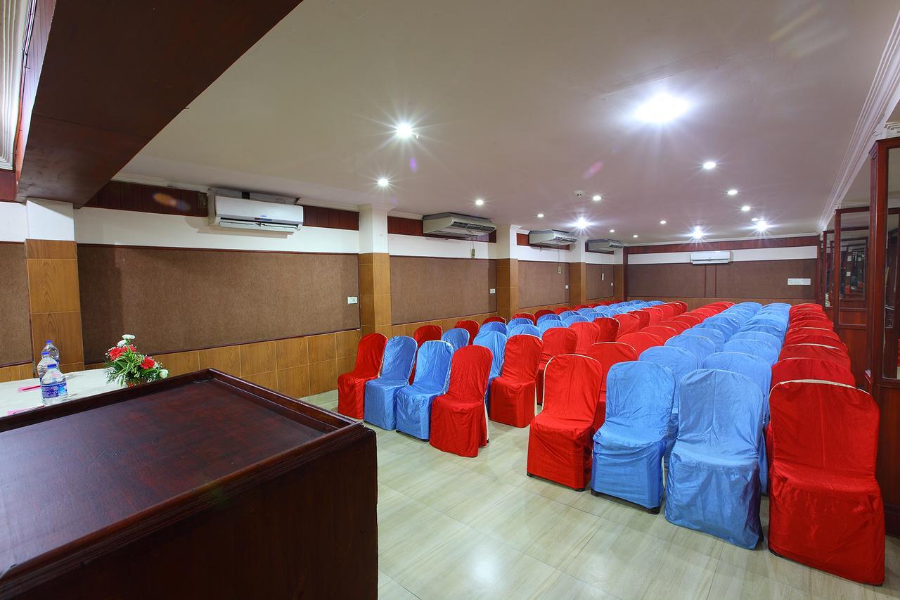 Trichur Towers Thrissur Ngoại thất bức ảnh